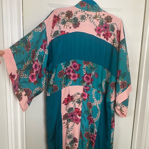 SANDRO  Floral-print silk-satin robe - Picture 8 of 8